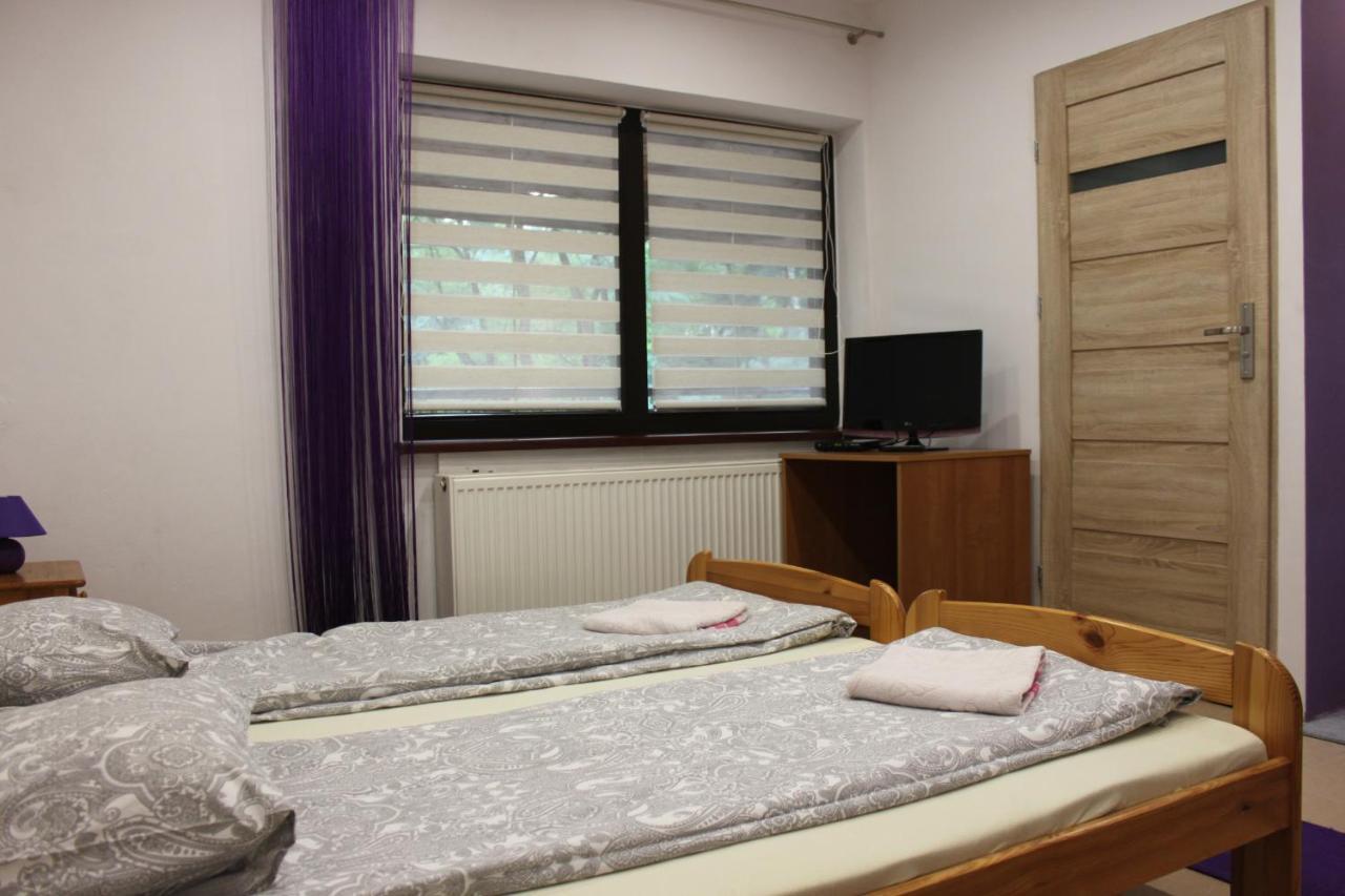 Hotel Park Lesny 'U Kaczyny' Rogow Exterior foto